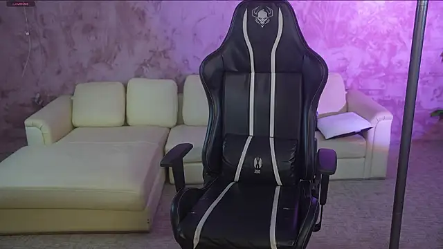 Snapshot of Luna_secretgirl chatting on January 2026 08:29:01 AM Luna secretgirl online show from January 2026 08:29:01 AM