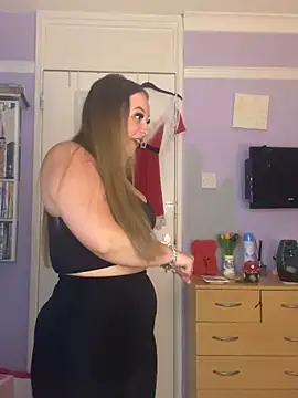 SexySashaxox online show from December 2025 10:15:01 PM