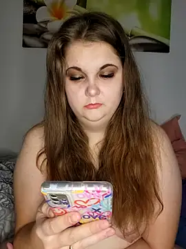 Snapshot of LioEst@xh chatting on October 2025 08:18:01 AM LioEstxh online show from October 2025 08:18:01 AM