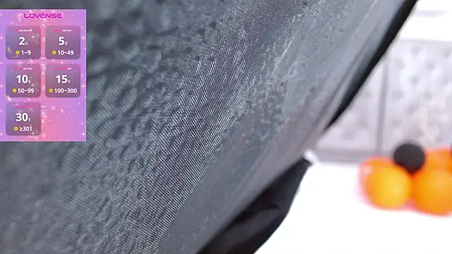 angiellam online show from October 2025 06:52:01 PM