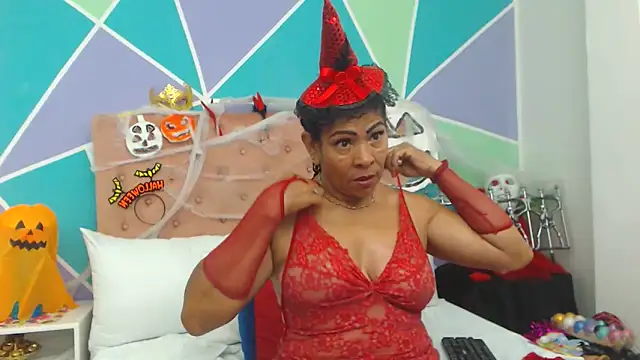 Morenaza6420 online show from October 2025 06:50:02 PM