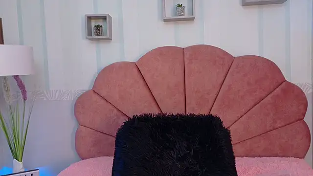 Snapshot of Conejita_420 chatting on September 2025 08:12:02 PM Conejita 420 online show from September 2025 08:12:02 PM