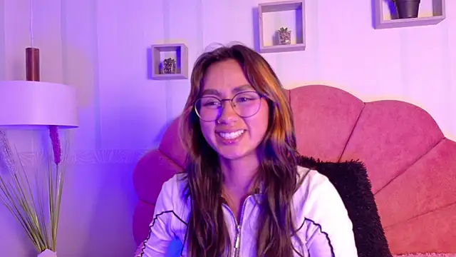 Snapshot of Conejita_420 chatting on October 2025 06:50:02 PM Conejita 420 online show from October 2025 06:50:02 PM