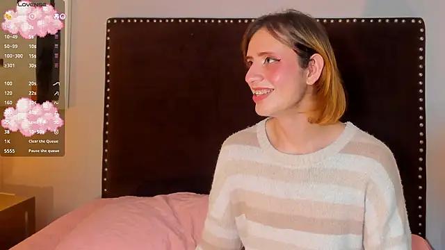 Snapshot of seraphine_star chatting on February 2026 11:34:02 PM seraphine star online show from February 2026 11:34:02 PM