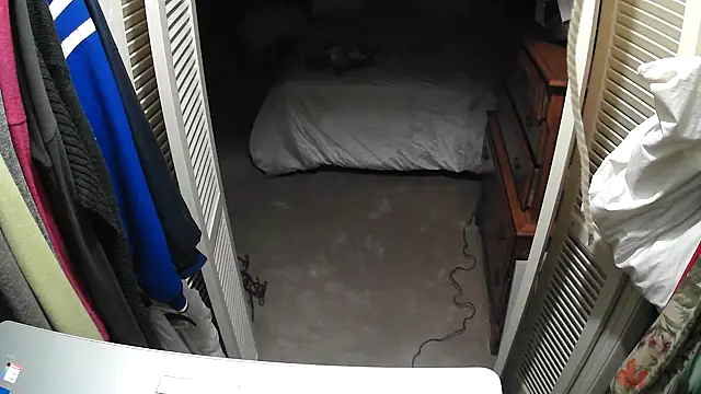 IsAparty online show from November 2025 10:14:01 AM