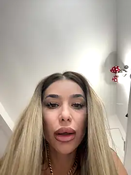 KaseyQuinn  online show from October 2025 09:19:02 AM