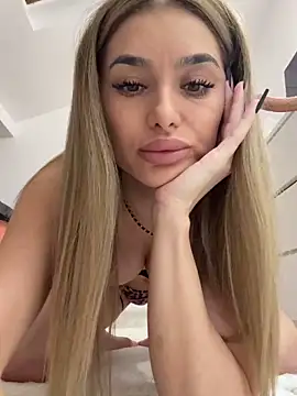 KaseyQuinn  online show from October 2025 09:00:01 AM