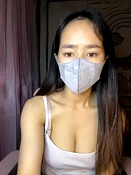 TiNa 04 online show from October 2025 12:35:02 AM