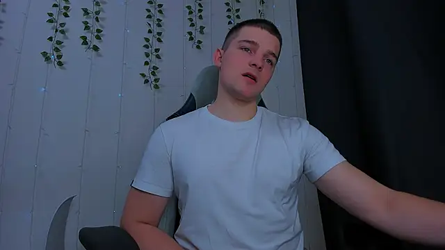 Your Claddagh online show from November 2025 06:22:02 PM