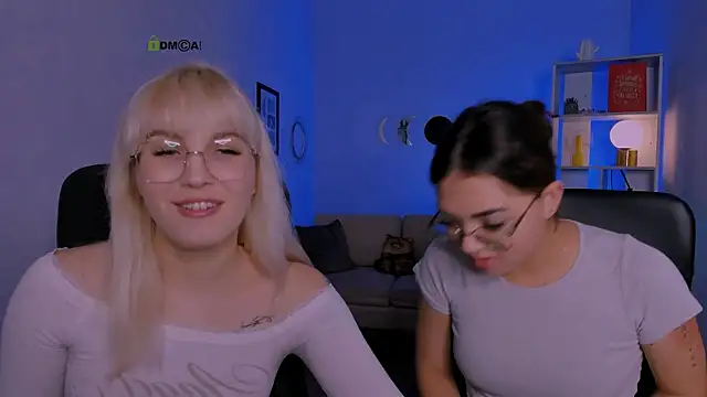 Snapshot of marta_smith chatting on November 2025 06:46:02 AM marta smith online show from November 2025 06:46:02 AM