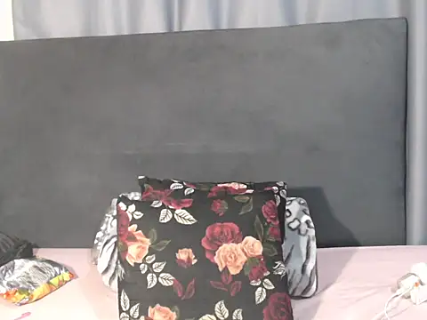 SexyKatLady18 online show from July 2026 08:29:01 PM