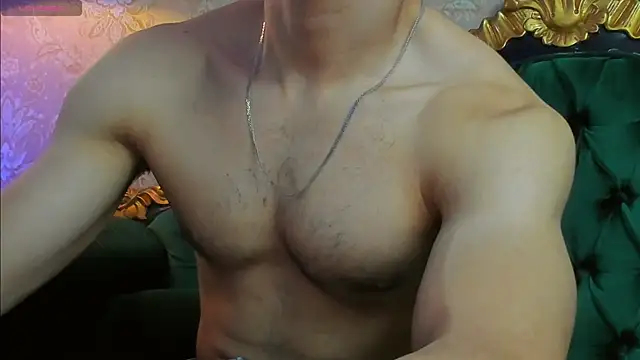 Snapshot of AlessandroKiing chatting on July 2026 01:58:33 AM AlessandroKiing online show from July 2026 01:58:33 AM