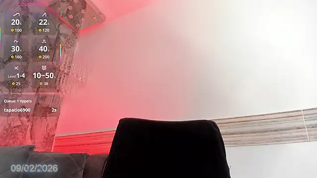 Snapshot of Sophi_Johnson chatting on February 2026 10:14:02 PM Sophi Johnson online show from February 2026 10:14:02 PM