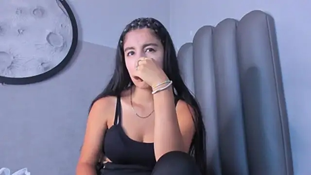 Snapshot of Lucy-23 chatting on January 2026 05:02:02 AM Lucy-23 online show from January 2026 05:02:02 AM