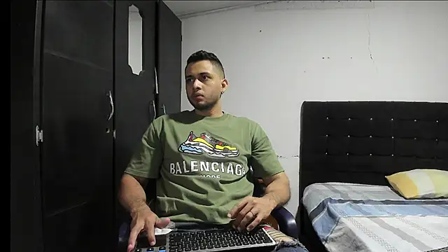 Ryan xc1 online show from November 2025 02:44:02 AM