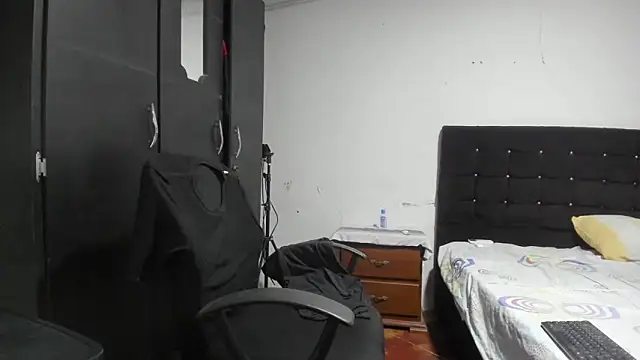 Ryan xc1 online show from April 2026 03:48:01 AM