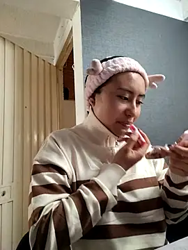 Snapshot of Venus_Rivers chatting on October 2025 01:11:01 PM Venus Rivers online show from October 2025 01:11:01 PM
