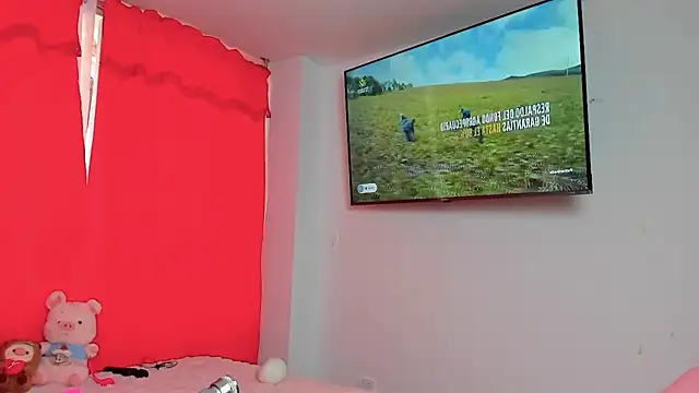 larsonbeverly online show from April 2026 06:57:02 PM