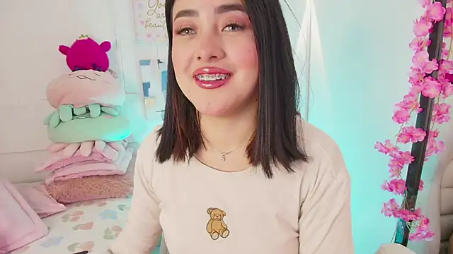 justonecute online show from September 2025 12:55:01 AM