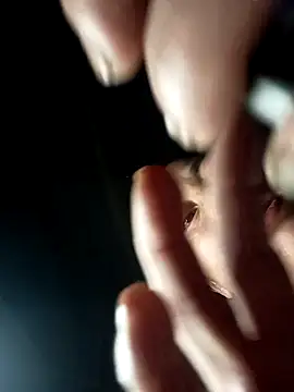 CoMay003 online show from November 2025 02:02:02 AM