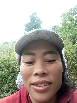 CoMay003 online show from November 2025 07:51:01 AM