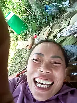 CoMay003 online show from April 2026 05:24:01 AM