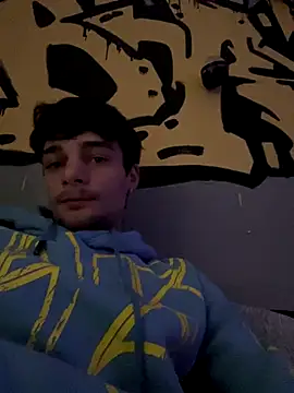 Snapshot of purplecristian chatting on October 2025 02:59:01 PM purplecristian online show from October 2025 02:59:01 PM