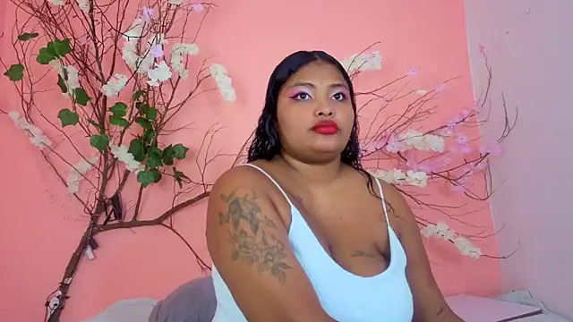 Cristal hott1 online show from February 2026 09:59:02 AM