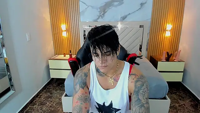 KAROLLJONES1 online show from June 2026 12:50:02 AM