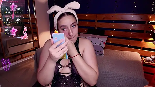 ambar lover online show from September 2025 08:08:01 PM