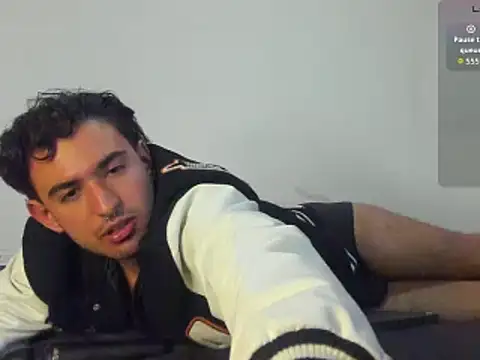 Snapshot of Alexxx_savage chatting on September 2025 03:28:01 AM Alexxx savage online show from September 2025 03:28:01 AM