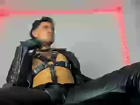 Alexxx savage online show from December 2025 02:40:02 AM