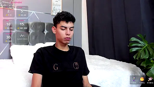 Room 69x online show from November 2025 08:07:01 PM