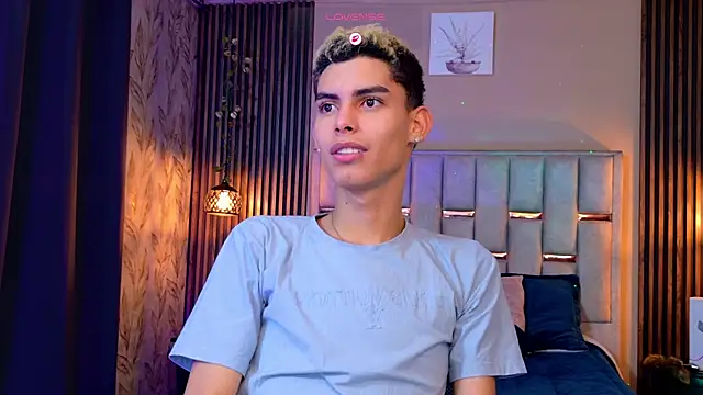 Room 69x online show from April 2026 01:56:01 PM