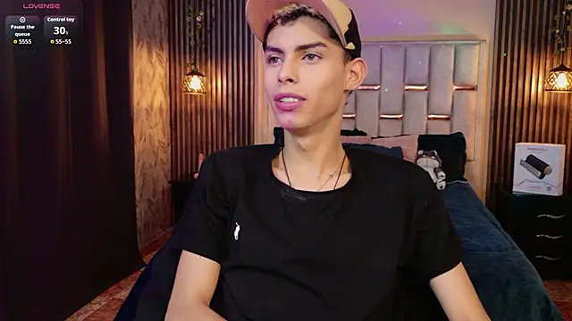 Room 69x online show from April 2026 08:13:02 PM