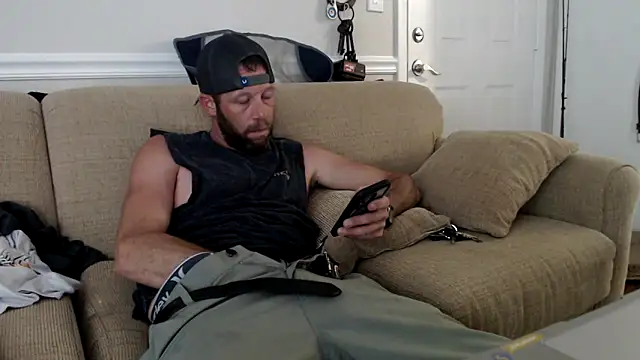 Snapshot of JM71325 chatting on May 2026 09:49:02 PM JM71325 online show from May 2026 09:49:02 PM