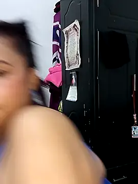 linda luna29 online show from October 2025 02:53:01 AM