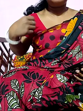 Snapshot of Cute-Swewty chatting on November 2025 01:34:02 PM Cute-Swewty online show from November 2025 01:34:02 PM