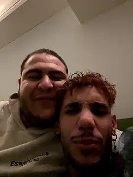 Snapshot of Lapatrona_ chatting on December 2025 01:57:02 AM Lapatrona online show from December 2025 01:57:02 AM