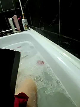 Snapshot of Anayssa_ chatting on February 2026 06:15:01 PM Anayssa online show from February 2026 06:15:01 PM