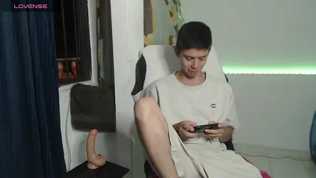 JhoanVelezModel online show from October 2025 03:07:01 AM