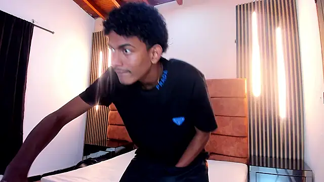 FYKMOR 1 online show from October 2025 03:51:02 AM