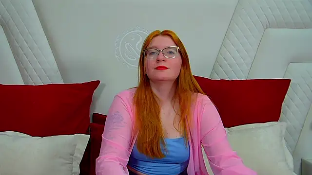 AliceAllisons online show from November 2025 06:18:01 PM