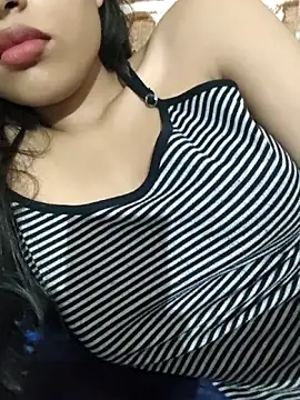 KARISHMA-STRIP online show from September 2025 08:28:02 AM