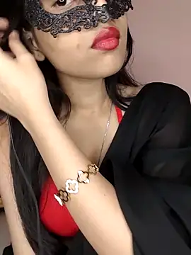 KARISHMA-STRIP online show from October 2025 06:50:02 PM