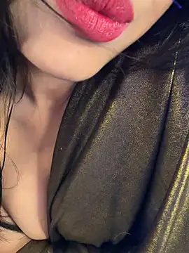 KARISHMA-STRIP online show from April 2026 06:31:02 PM