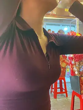   BabyShowPublic   online show from February 2026 01:30:02 PM