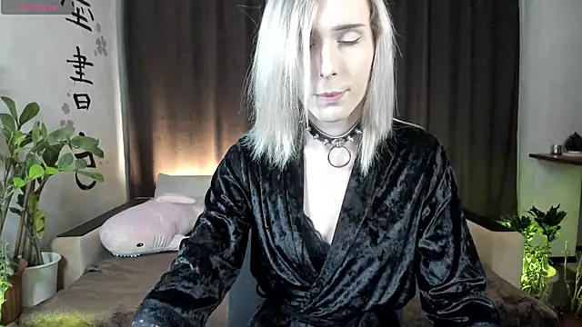 Lady Kaya online show from November 2025 01:00:02 PM