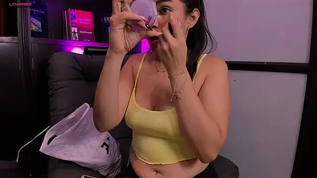 SamaraAnders  online show from November 2025 04:23:02 AM