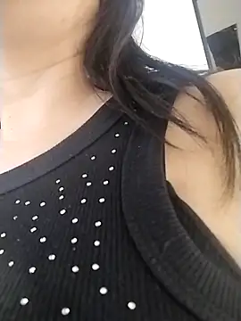 Snapshot of SamaraAnders_ chatting on February 2026 05:08:02 AM SamaraAnders online show from February 2026 05:08:02 AM